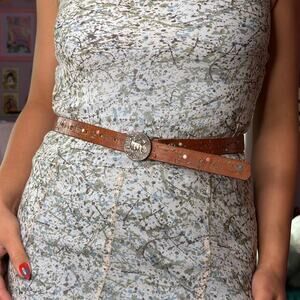 Vintage 90s / Y2K whimsical floral stamped brown leather belt